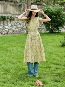 Toyouth | Đầm Voan Tencel In Đốm Trắng Đen Không Tay Vintage