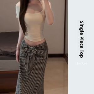 YUEZHONGWEI | White Knitted Short Sleeve T-Shirt Womens Summer Slim Fit Square Collar Top Fashionable Small Size Commute Style Pure Color