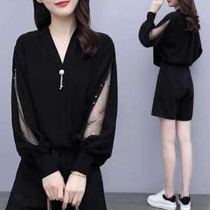 plus Size Womens V-Neck T-Shirt Loose Fit Conceal Belly Slimming 200 Pounds New Style Base Shirt Korean Style Autumn Top