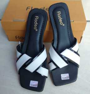 PROMO sandal wanita terbaru // sandal teplek // sandal kekinian // sandal cantik nyaman dan awet // Slippers-panda sendal flat