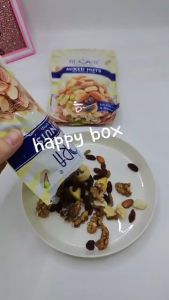 168g Mixed Nuts and Fruits Snack Trail Mix Nuts and Dried Fruits Mixed Nuts and Berries with Almond MR HE