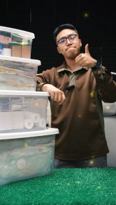 Nusign กล่องเก็บของ ลังพลาสติก จุของได้เยอะ มีฝาล็อก สีโปร่งใส ใช้งานสะดวก มีที่จับ แข็งแรงทนทาน วางซ้อนจัดระเบียบได้ Storage Box