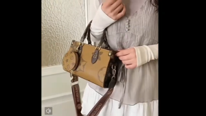 New Womens Handbag – Vintage Printed Shoulder Bag Stylish Versatile Mini Square Crossbody Bag