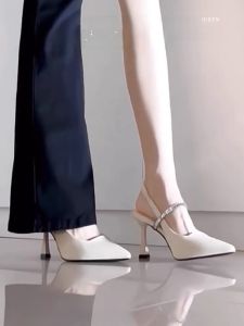 Beige Sandals French High-End Sensation Womens High Heels Summer New Diamond Head Single Shoes Buckle Style Ultra-Fine Fiber