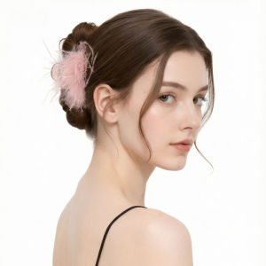 3COLOUR·S | French Lazy Style Feather Small Claw Hair Clip For Elegance and Party