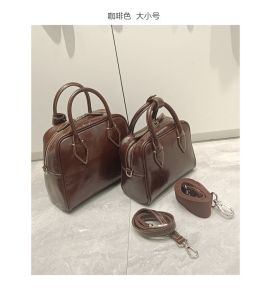 กระเป๋าถือหนังแท้สไตล์โบสตัน กระเป๋าถือสะพายไหล่ข้างเดียว สีแดง ผิวหนังเคลือบด่าง กระเป๋าถือสำหรับผู้หญิง กระเป๋าถือทรงสี่เหลี่ยม