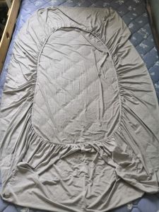 Thickened Soft Mattress Cover Single Person Cold Sensation Bed Canopy Home Use Bedding Sofa Cover Blanket Base Layer