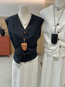 Black Linen Vest Womens V-neck Slimming French Chic Design Sleeveless Top Commute Style Button Detail Folded Hem Lightweight