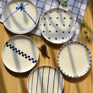 จานลายเรขาคณิตสไตล์ญี่ปุ่น จานกระดูกสัตว์ ขนาด 8 นิ้ว จานเล็กสดชื่นสำหรับใช้ในครัว ชุดจานสำหรับใช้ในครัว จานลายเรขาคณิต