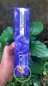 Kem Đánh Răng Crest 3D White Advanced Whitening 147g – Làm Trắng Răng Hiệu Quả Ngừa Ố Vàng