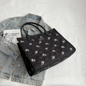 Large Capacity Canvas Tote Bag Mommy Travel Bag Short Trip Shoulder Commuter Bag 2025 New Summer Womens Handbag