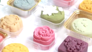 100pcs Transparent Plastic Mooncake Box Clear Mooncake Tray Pastry Cake Egg Yolk Baking Dessert Packing Box for Mid-autumn Festival Party