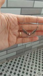 [HCM] Dây chuyền nữ bạc Ý S925 mặt chữ V cánh ác quỷ đính ngọc trai dễ thương thời trang đẹp cho phái nữ BG467198