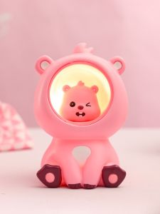 Adorable Pink Beavers Cartoon Ruby Desktop Lamp Loopy Doll Decorations Gift for 10 Years Old Girls Cute Healing Style European Design Childrens Room