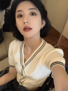 Philippines Style Ice Silk Short Sleeve V-Neck Knitted Cardigan T-Shirt Women Summer Fashion High-End Sensation Versatile Thin Ice Silk Top