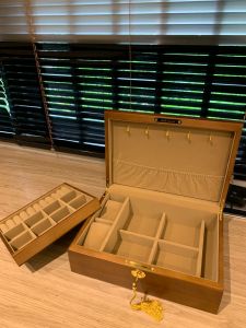 Roll_n_Rotate Real Solid wood high-end watch jewelry storage box retro antique jewelry necklace bracelet earing 2 layer jewelry storage box