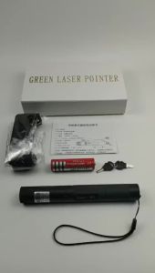 ไฟฉายเลเซอร์สีแดงและเขียว 303 แสงเลเซอร์ยิปโซฟิล่า ปากกาล่อแมวเลเซอร์ระยะไกลสำหรับการขายอสังหาริมทรัพย์ขายส่ง