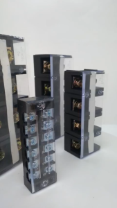 Cầu đấu điện Domino 25A 60A 100A 150A Cọc đấu dây chống cháy loại tốt