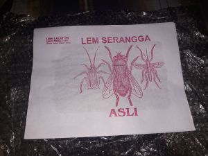 Lem Lalat Kertas Perangkap Serangga Super Lengket / Kertas Lem Pelekat Serangga Lalat Nyamuk Kecoa Kualitas Terbaik Paket isi 5 pcs - Khisan Store