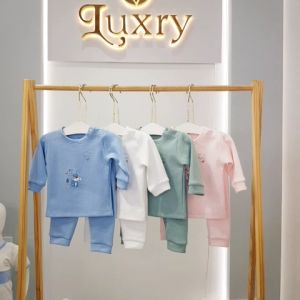 Bộ quần áo dài tay cài vai cho bé Luxry thu đông họa tiết tuần lộc