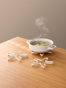 แผ่นรองหม้อเหล็กชุบสังกะสี FaSoLa สำหรับครัว แผ่นรองจาน เต้าหู้ แผ่นรองป้องกันความร้อน ชั้นวางของ สไตล์ชาติพันธุ์