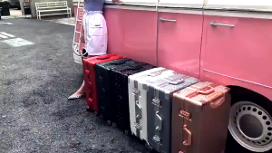 Love bird Koper Size 2024 Inch Lock Aluminium Frame PC Anti Pecah Tahan Banting Roda 4 Putar 360 derajat