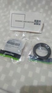 Seal Oil Fork Outer Seal Shock Depan Ninja 250 92049-1421