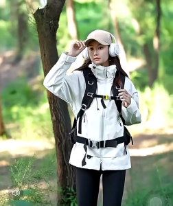 Waterproof Windproof Outdoor Jacket for Men and Women Autumn Winte