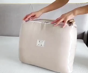 Portable Crib Soft Breathable Mattress with Pillow Foldable Newborn Sleep Travel Bed Newborn Crib