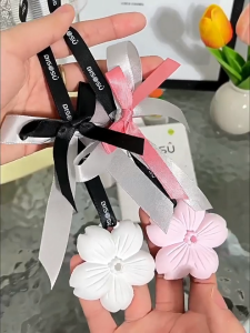 Bunga Sakura Pewangi Mobil Pengharum Ruangan Parfum Rumah Gantungan Parfum