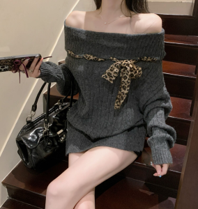 Korean Style Long Sleeve Knitted Sweater Womens Loose Fit Belted Shoulder Bared One-Shoulder Leopard Print Top for Autumn Winter