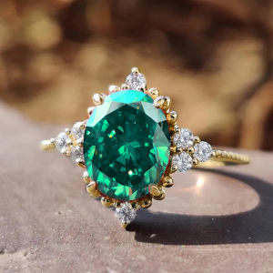 Huitan Temperament Elegant Women Rings with Green Cubic Zirconia Wedding Engagement Anniversary Party Graceful Lady Jewelry Gift