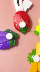 BabyShop-C1313 Kipas Angin Anak Mini Fan Manual Genggam Karakter Buah Lucu Portabel / Kipas Angin