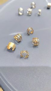 Good luck coming! Thats cool! Unique Geometric C-Shaped Ear Clip Set 5 Piece Ear Clip Set Personalized Simple Non-Perforated Ear Clip Set Earrings