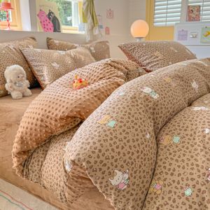Kiss Dear | Cute Cartoon Design Full Cotton Bean Velvet Thick Four-Piece Bedding Set Warm