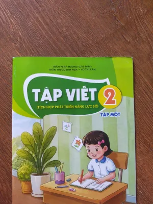 Tập Vở Tập Viết Lớp 2 / Tập 1