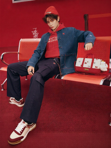 Champion | Horse Year Series Red Spring New Boston Crossbody Bag