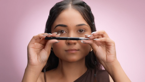 Colors Queen Brow Master Eyebrow Pencil with Spoolie | Waterproof Smudge-Proof & Long-Lasting | Natural-Looking Defined Brows