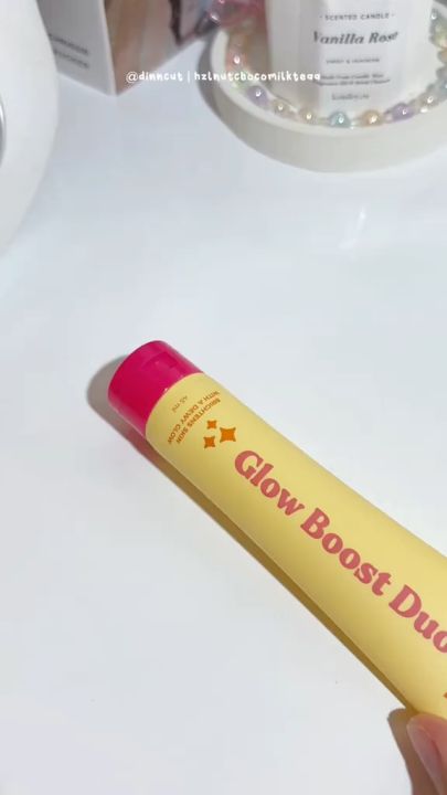 SIAP DIKIRIMKAN - Gloowbi Glow Boost Duo Moisturizer 45ML Membantu mencerahkan melembabkan dan beri efek glass skin ke kulit wajah -  memudarkan bekas noda hitam/bekas jerawat -  memberikan efek kenyal pada kulit