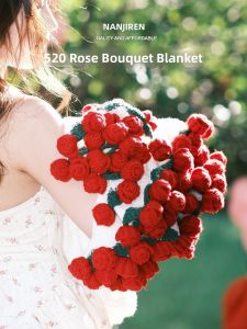 Nanjiren | Rose Design Summer Blanket Handwoven