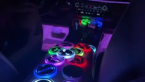 7 สี รถยนต์มีไฟ LED ที่วางแก้วน้ำ ที่วางแก้วน้ำในรถยนต์