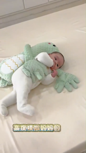 Baby Soothing Palm Baby Patter for Sleep Remote Control 3 Gear Adjustable Automatic Patting Sleeping Pillow
