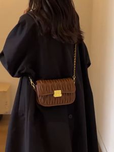 Túi đeo vai đeo chéo vân lá kim dây đeo quả chuông chỉnh ngắn dài 1595