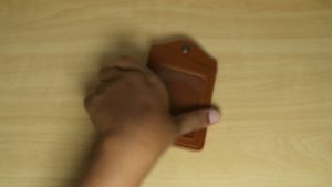 Aksesori Kerja: Lanyard Kulit Praktis & Id Card Holder