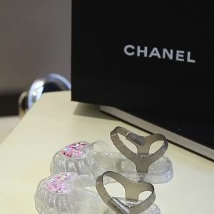 Summer Children Cute Jelly Princess Sandals Kids Slip-on Soft-soled Beach Shoes Breathable Openwork Roman-style Sandals Girls