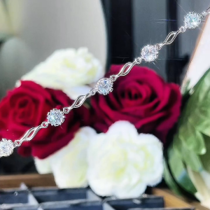 [Lockend] Lắc Tay Bảy Hoa Tuyết Moissanite 0.5 Carat Bạc 925 Cao Cấp Thiết Kế Lượn Sóng Thanh Lịch Lấp Lánh