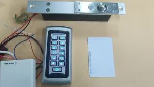 Bàn Phím Kim Loại Chống Nước Đầu Đọc Thẻ RFID 125kHz Hệ Thống Kiểm Soát Truy Cập Wiegand Gần Gũi Độc Lập Dung Lượng Người Dùng 2000 Cho Khóa Cửa