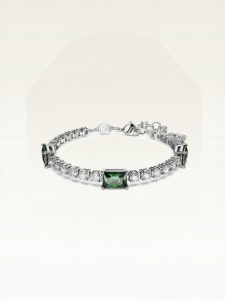 Swarovski | Gift Hand Chain