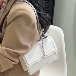 Tas Wanita Terbaru 2024: Tas Wanita Cantik Import & Tas Bahu Wanita