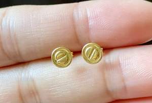 PAWNABLE 18K Saudi Gold Screwhead Earrings(Lightweight/Open back)